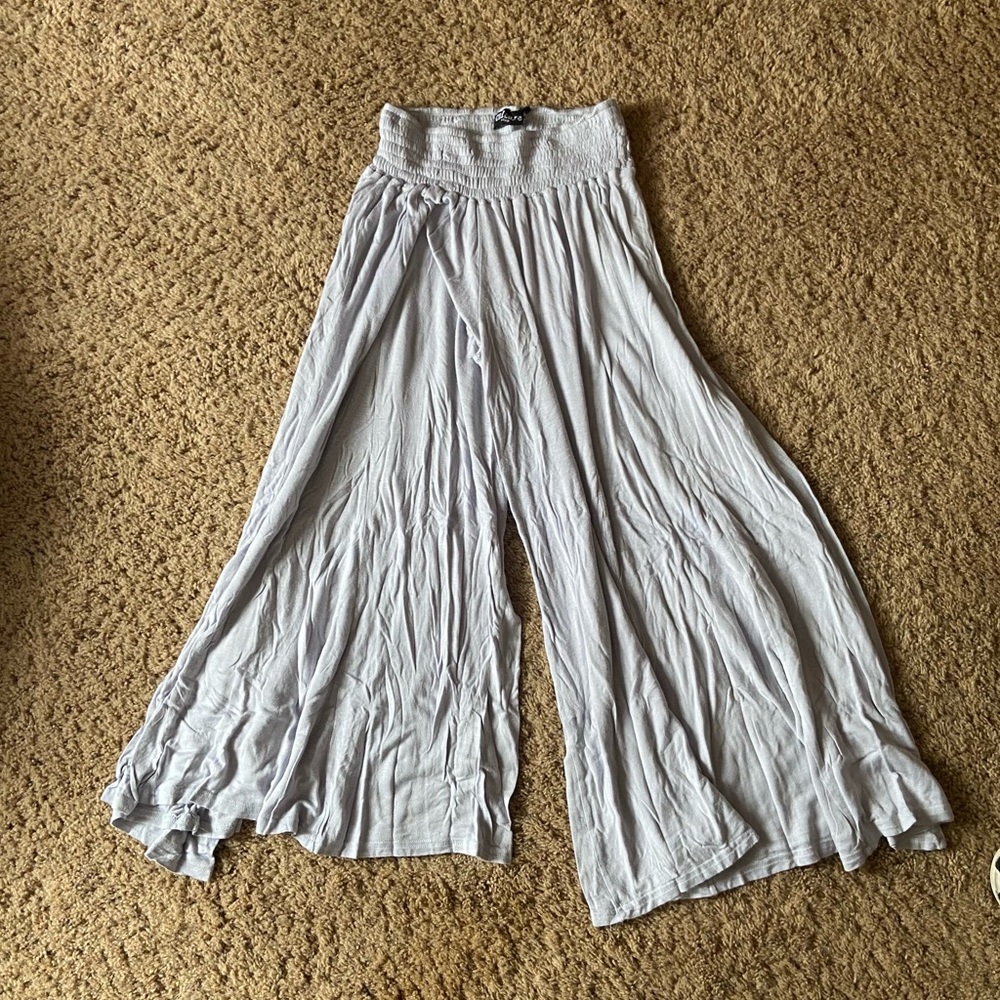 🐾 4/$20 Culture Shop Light Grey Flare Gauchos